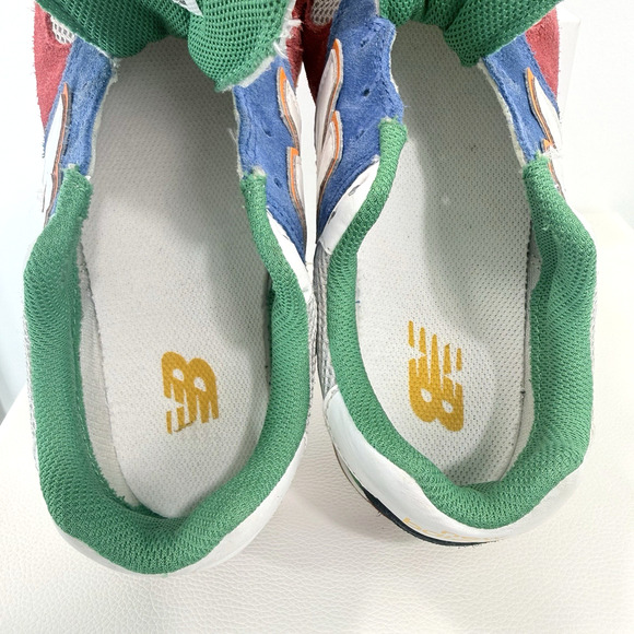 New Balance 574 Classics Youth Kids Size 5 - Picture 14 of 15